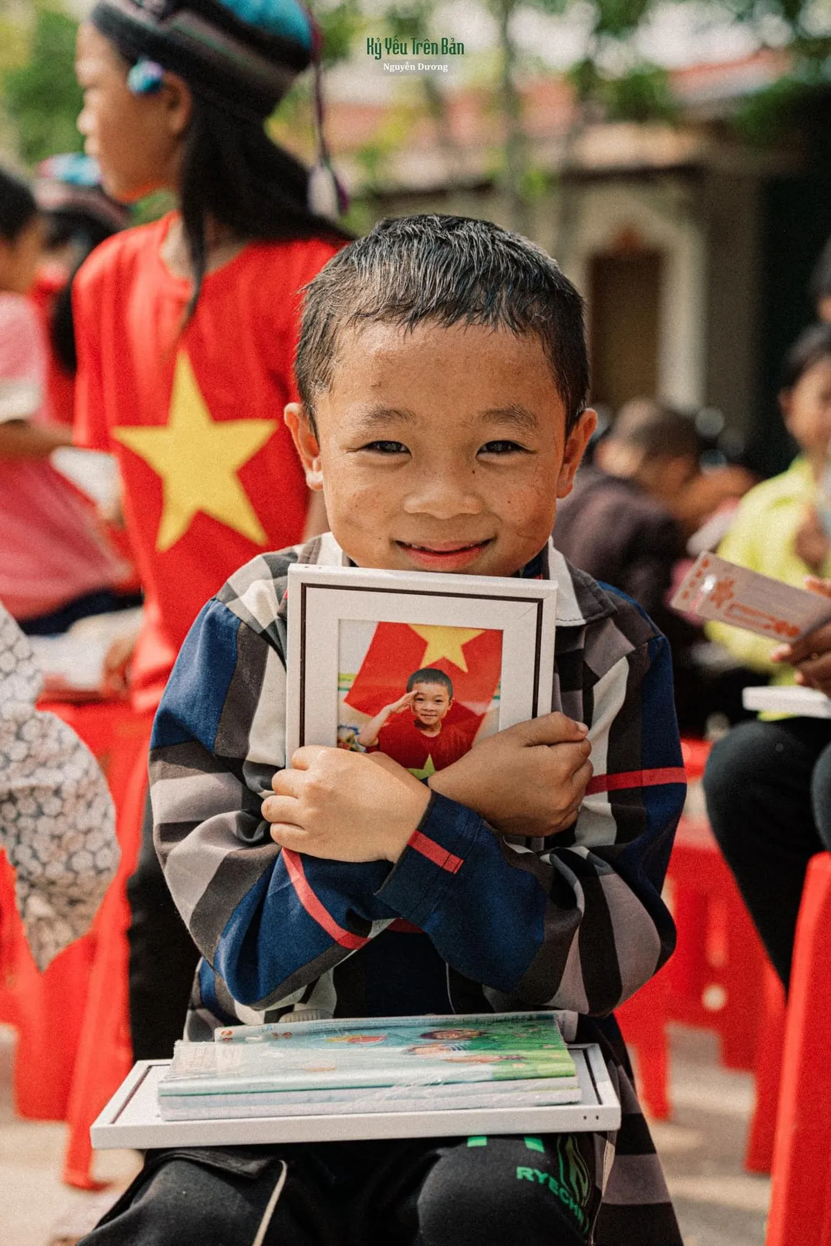 Kỷ yếu trên bản - lưu giữ ký ức cho trẻ em vùng cao - Ảnh 4.