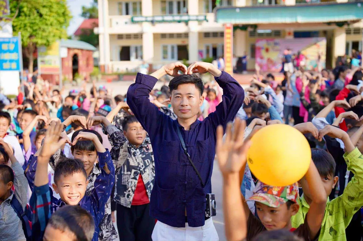 Kỷ yếu trên bản - lưu giữ ký ức cho trẻ em vùng cao - Ảnh 3.