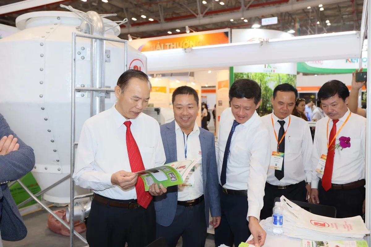 Bứt phá kinh doanh tại triển lãm Vietstock 2025 - Ảnh 2.