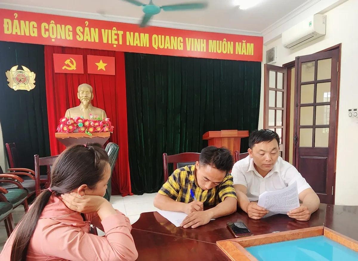 Triệu tập tài xế taxi chặt chém 4,2 triệu đồng 2 hành khách người vùng cao - Ảnh 1.