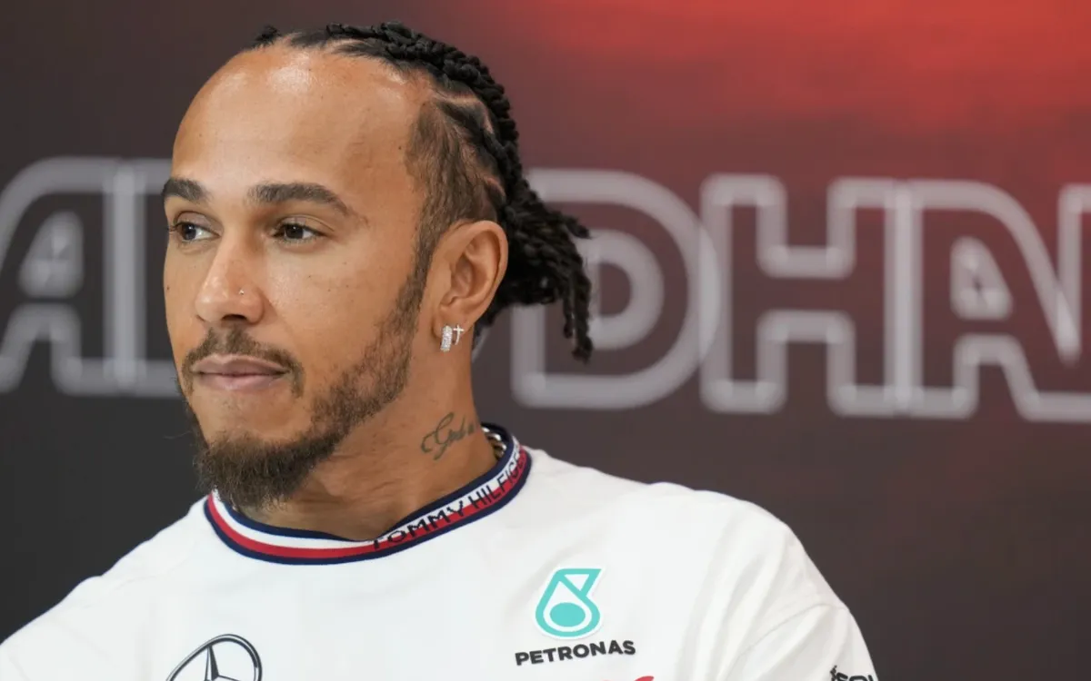 Lewis Hamilton mất điểm đầy cay đắng do sự cố "khó đỡ' (Ảnh minh hoạ: AP)