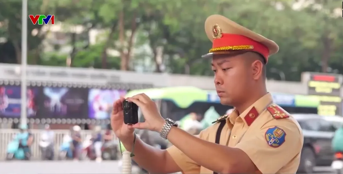 Tăng cường xử lý vi phạm để ngăn chặn tình trạng “nhờn luật” giao thông - Ảnh 2.