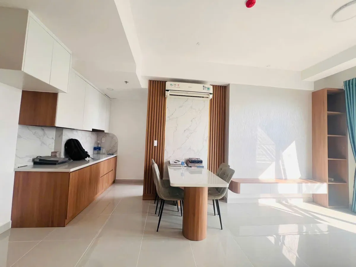 Giá chung cư TP Hồ Chí Minh tăng mạnh, người mua thực ít - Ảnh 1.