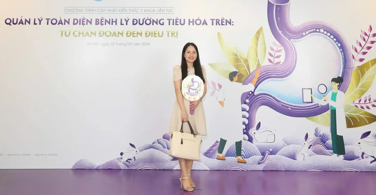 Gặp gỡ nữ dược sĩ vừa giỏi chuyên môn, vừa trending trên mạng xã hội - Ảnh 1.
