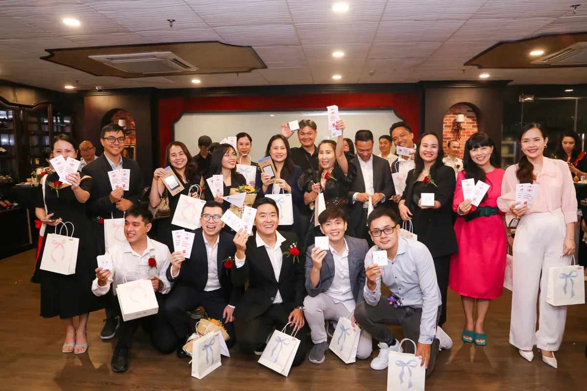 Học trực tuyến chạm đến giá trị thật: Những hành trình trưởng thành từ upGrad Việt Nam - Ảnh 1.