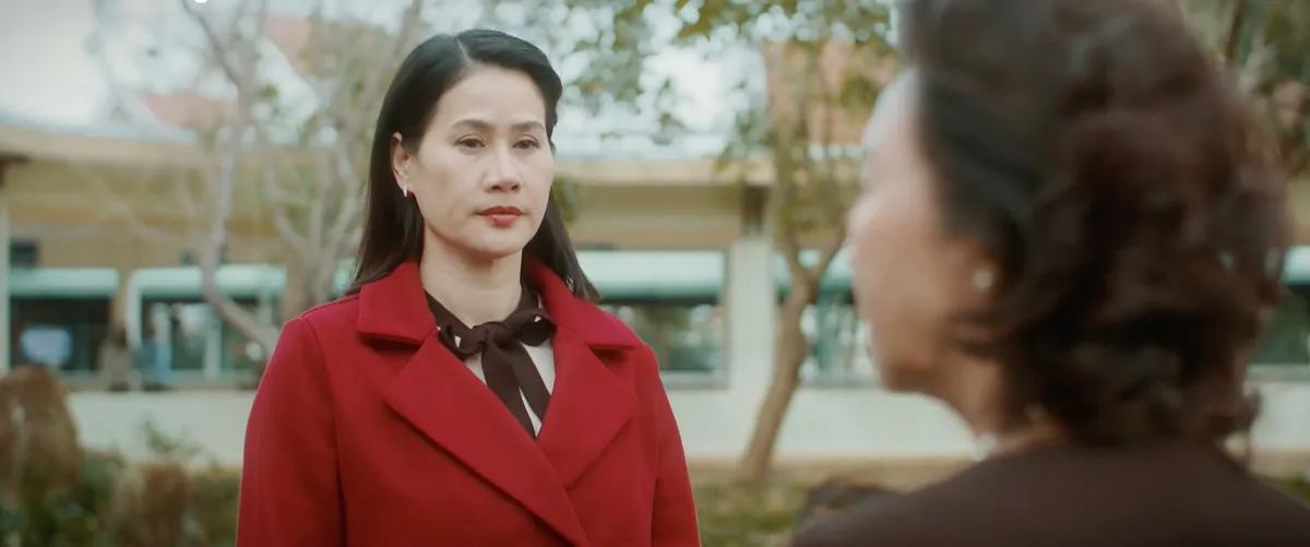 Mặt Trời Lạnh - Tập 9: Bí Mật Động Trời Trong Quá Khứ Của Gia Đình Sơn Dương Được Hé Lộ - Ảnh 12. Mặt Trời Lạnh - Tập 9: Bí Mật Động Trời Trong Quá Khứ Của Gia Đình Sơn Dương Được Hé Lộ - Ảnh 12.