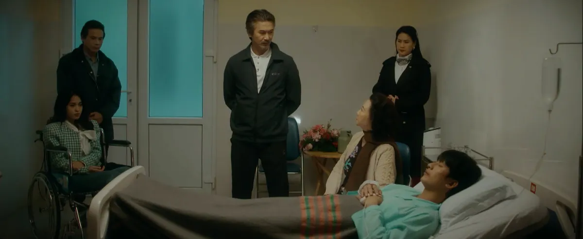 Mặt Trời Lạnh - Tập 9: Bí Mật Động Trời Trong Quá Khứ Của Gia Đình Sơn Dương Được Hé Lộ - Ảnh 1. Mặt Trời Lạnh - Tập 9: Bí Mật Động Trời Trong Quá Khứ Của Gia Đình Sơn Dương Được Hé Lộ - Ảnh 1.