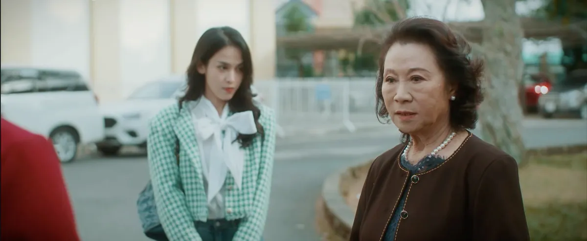Mặt Trời Lạnh - Tập 9: Bí Mật Động Trời Trong Quá Khứ Của Gia Đình Sơn Dương Được Hé Lộ - Ảnh 16. Mặt Trời Lạnh - Tập 9: Bí Mật Động Trời Trong Quá Khứ Của Gia Đình Sơn Dương Được Hé Lộ - Ảnh 16.