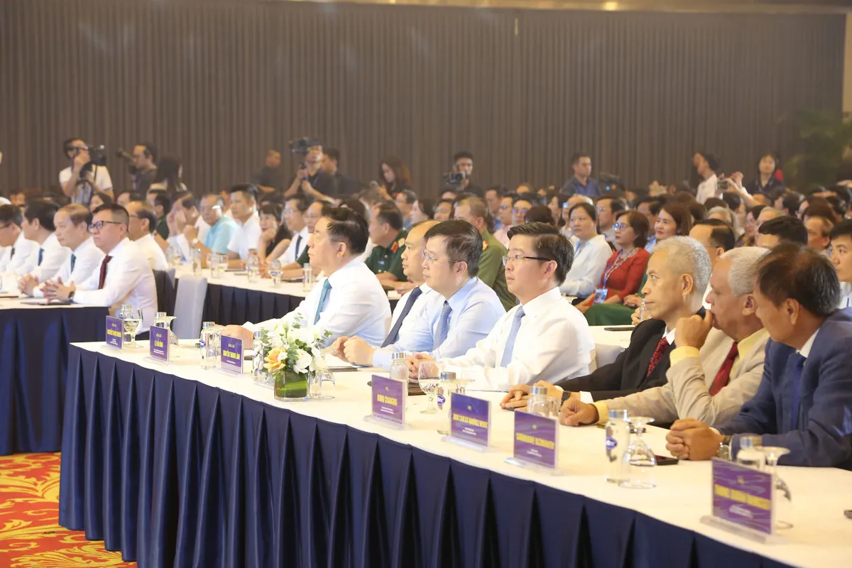 Khai mạc Hội Báo toàn quốc 2025: Sôi động với hàng trăm gian trưng bày - Ảnh 1.