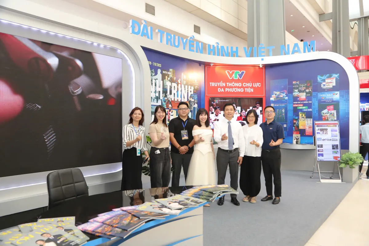 Khai mạc Hội Báo toàn quốc 2025: Sôi động với hàng trăm gian trưng bày - Ảnh 9.