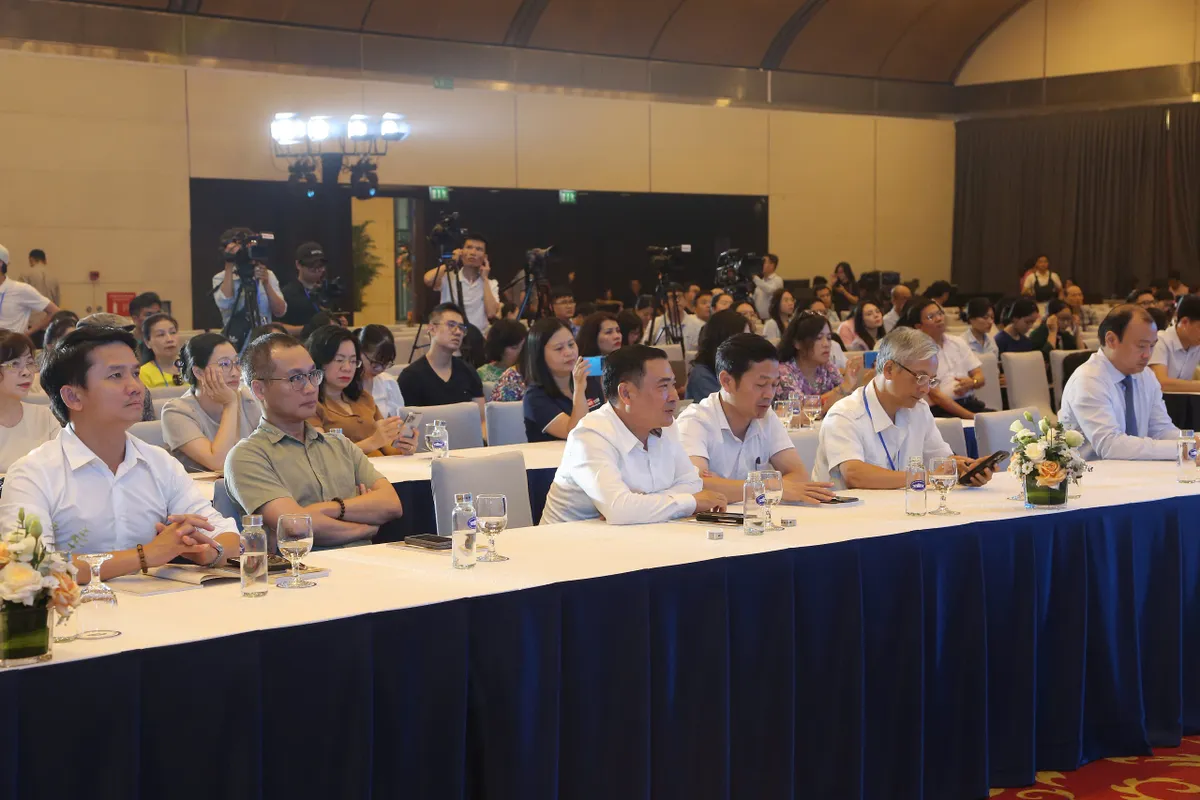 Khai mạc Diễn đàn Báo chí toàn quốc 2025 trong khuôn khổ Hội Báo toàn quốc - Ảnh 2.