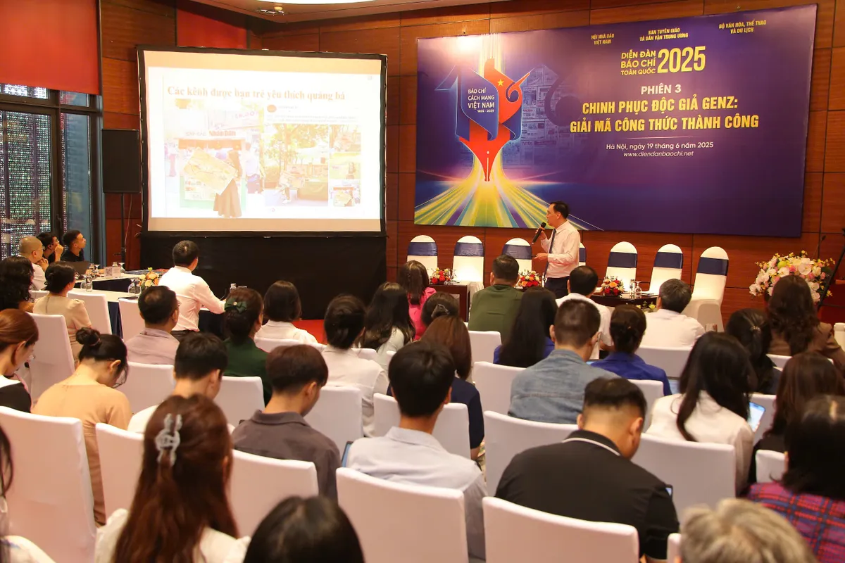 Khai mạc Diễn đàn Báo chí toàn quốc 2025 trong khuôn khổ Hội Báo toàn quốc - Ảnh 5.