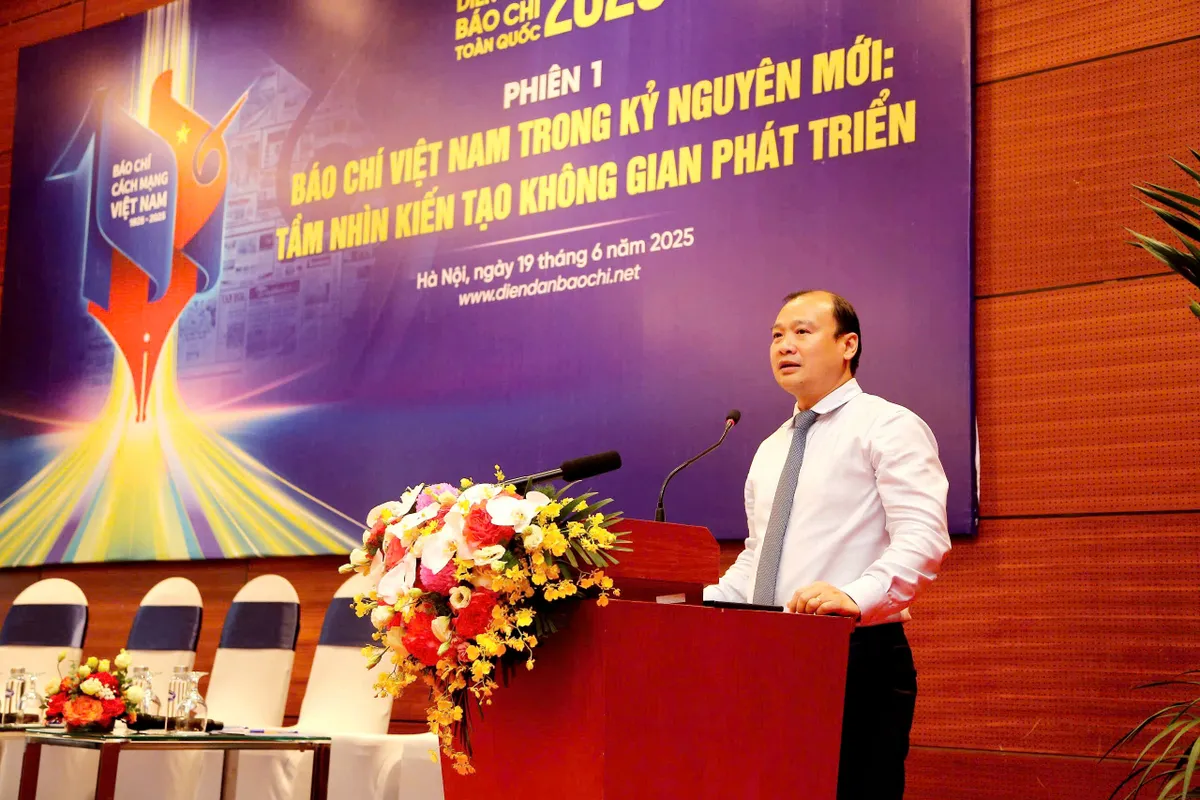 Khai mạc Diễn đàn Báo chí toàn quốc 2025 trong khuôn khổ Hội Báo toàn quốc - Ảnh 3.