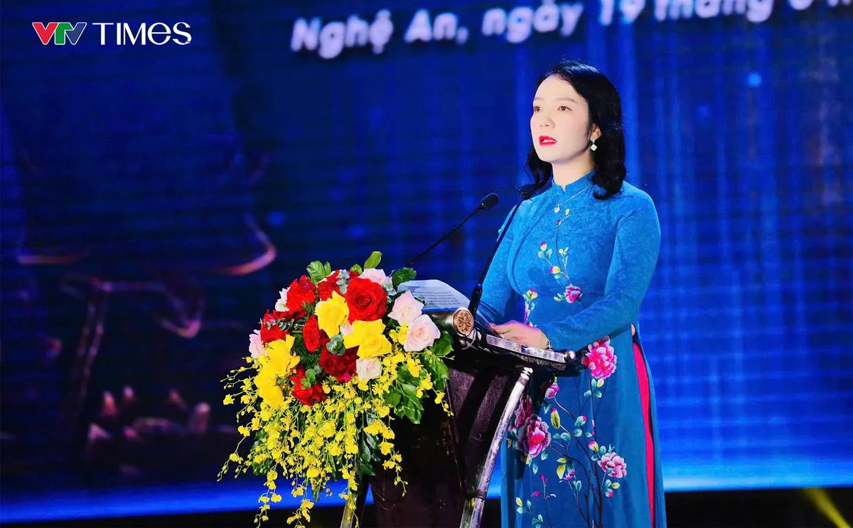 Trọng thể Lễ kỷ niệm 100 năm Ngày Báo chí Cách mạng Việt Nam, 40 năm Hội Nhà báo Nghệ An - Ảnh 1.