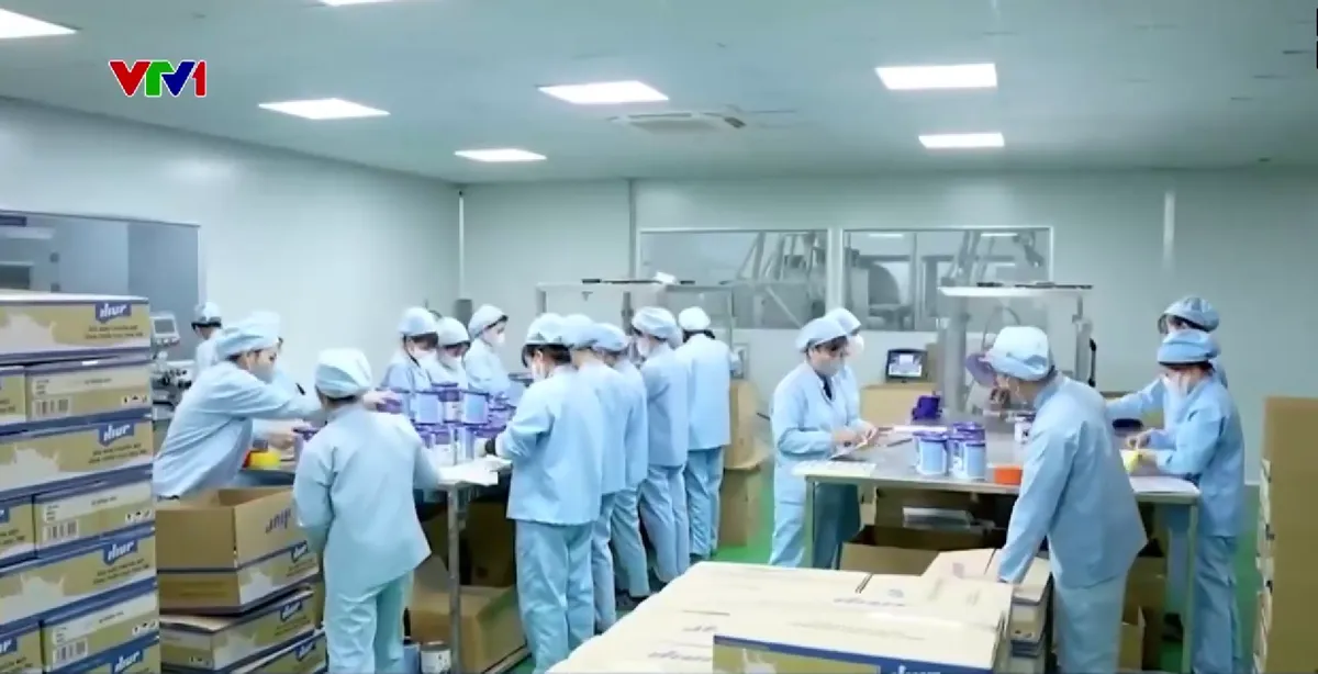 Hệ sinh thái sản xuất sữa bột Hiup giả có doanh thu hơn 6.700 tỷ đồng - Ảnh 1. Hệ sinh thái sản xuất sữa bột Hiup giả có doanh thu hơn 6.700 tỷ đồng - Ảnh 1.