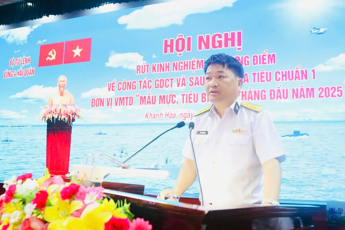 Vùng 4 Hải quân: Đổi mới sáng tạo trong giáo dục chính trị, bồi đắp bản lĩnh người lính biển - Ảnh 2. Vùng 4 Hải quân: Đổi mới sáng tạo trong giáo dục chính trị, bồi đắp bản lĩnh người lính biển - Ảnh 2.