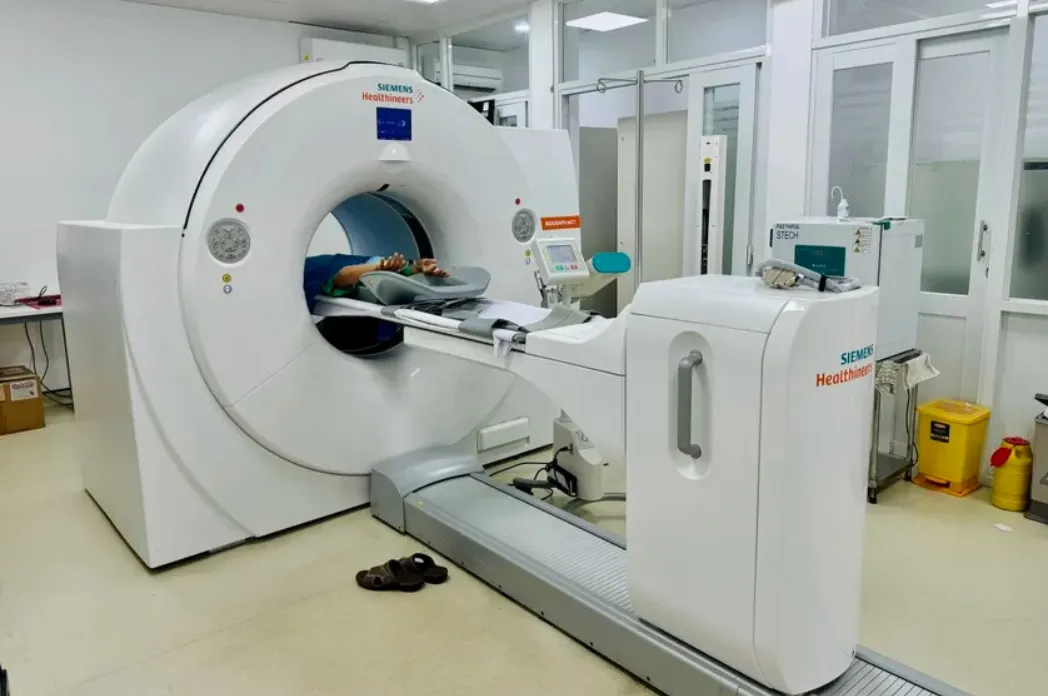 Nhiều bệnh viện phía Nam đồng loạt ngừng chụp PET/CT Nhiều bệnh viện phía Nam đồng loạt ngừng chụp PET/CT
