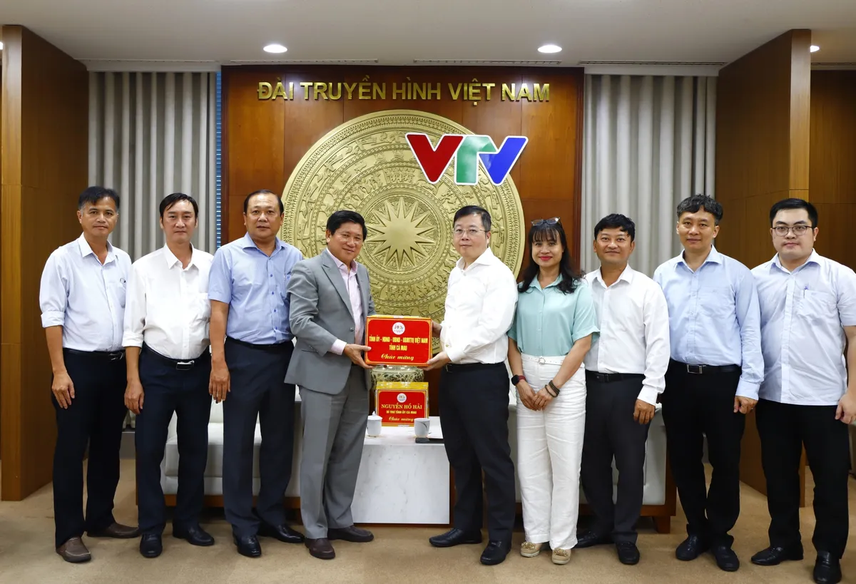 Lãnh đạo Đảng, Nhà nước gửi hoa chúc mừng Đài THVN nhân kỷ niệm 100 năm Ngày Báo chí Cách mạng Việt Nam - Ảnh 10.