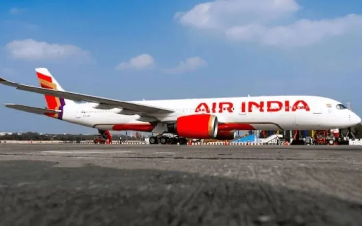Chuyến bay Air India đến Delhi phải quay lại Hong Kong sau khi nghi ngờ có trục trặc kỹ thuật. (Ảnh: financial express) Chuyến bay Air India đến Delhi phải quay lại Hong Kong sau khi nghi ngờ có trục trặc kỹ thuật. (Ảnh: financial express)