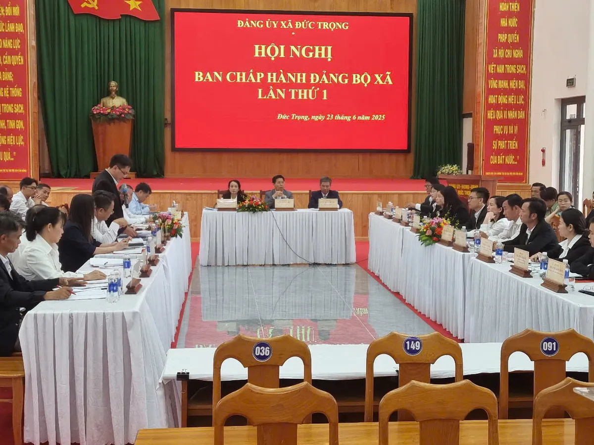 Lâm Đồng vận hành thử nghiệm chính quyền cấp xã mới: Sẵn sàng cho ngày 1/7 - Ảnh 2.