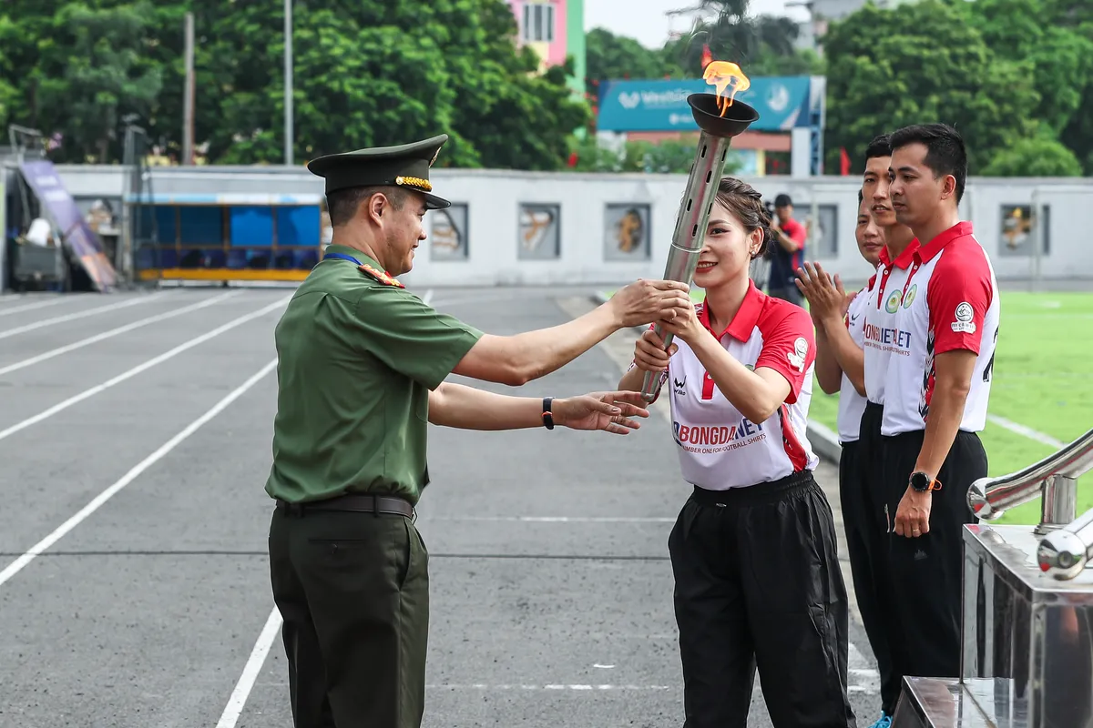 Khai mạc Hội thao Công an Thủ đô 2025 - Ảnh 6.