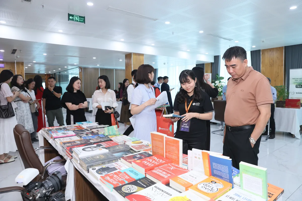 Tương lai ngành xuất bản trong kỷ nguyên số - Ảnh 3.