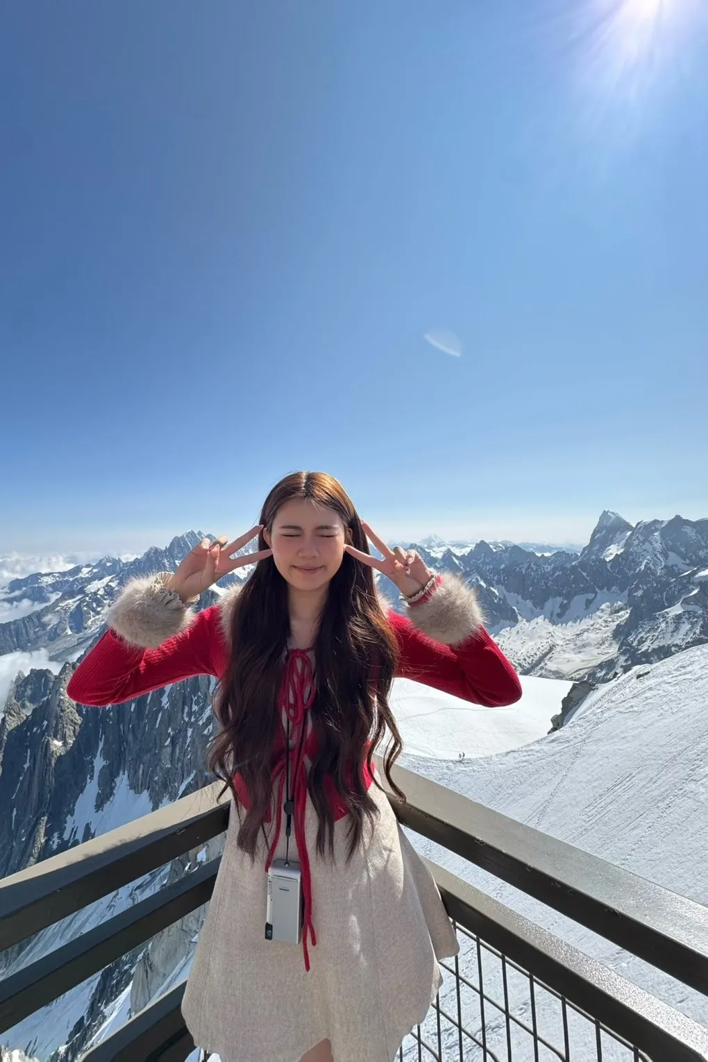 Diva Thanh Lam đ&oacute;n sinh nhật b&ecirc;n chồng, Việt Anh bất ngờ kh&oacute;a trang c&aacute; nh&acirc;n - Ảnh 7.