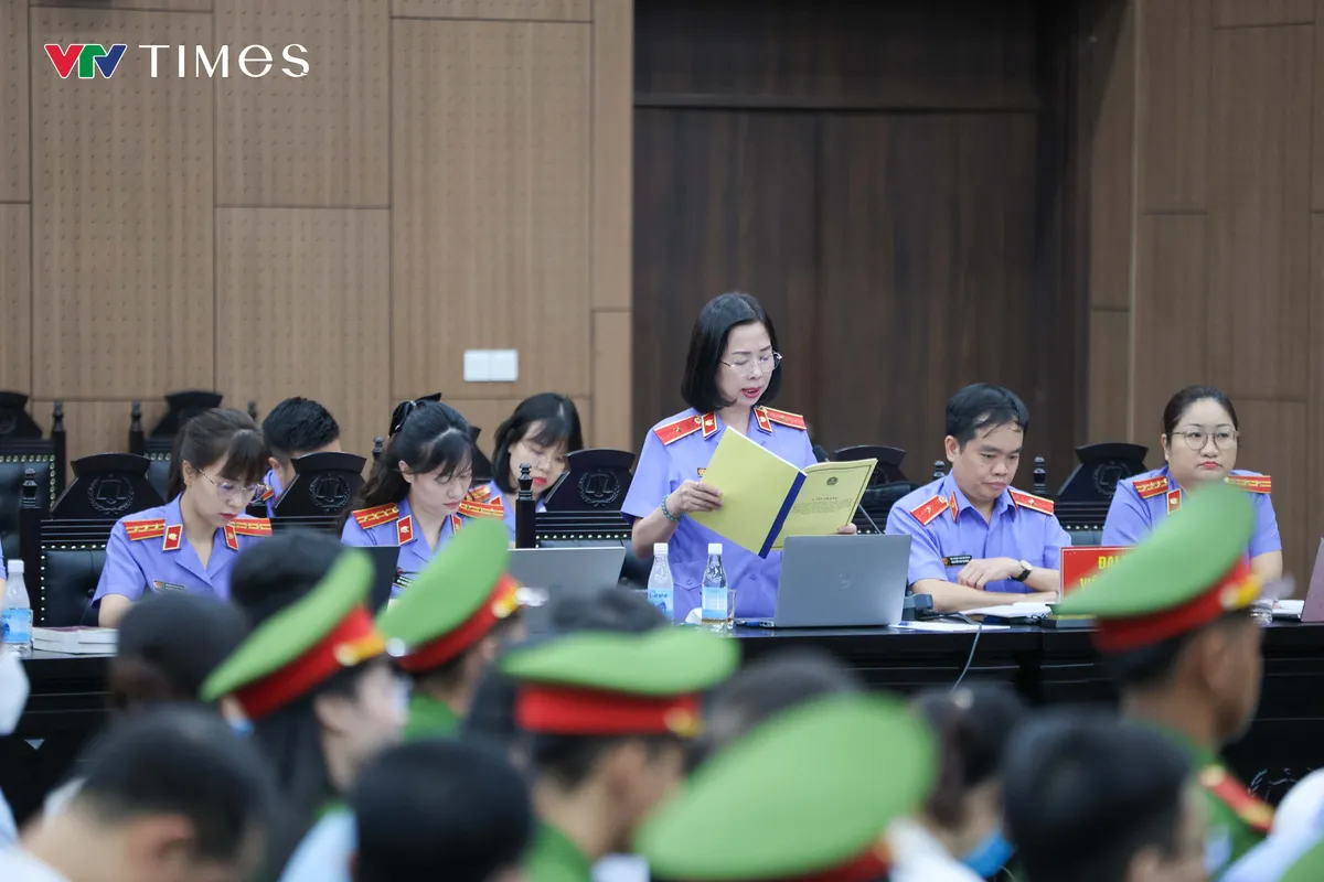 Cựu Bí thư Hoàng Thị Thúy Lan xin ngồi tại tòa vì bệnh tim, chứng ngừng thở - Ảnh 4.