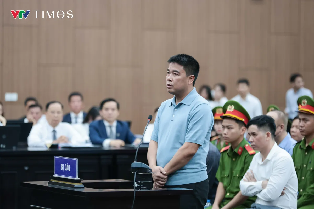 Cựu Bí thư Hoàng Thị Thúy Lan xin ngồi tại tòa vì bệnh tim, chứng ngừng thở - Ảnh 5.