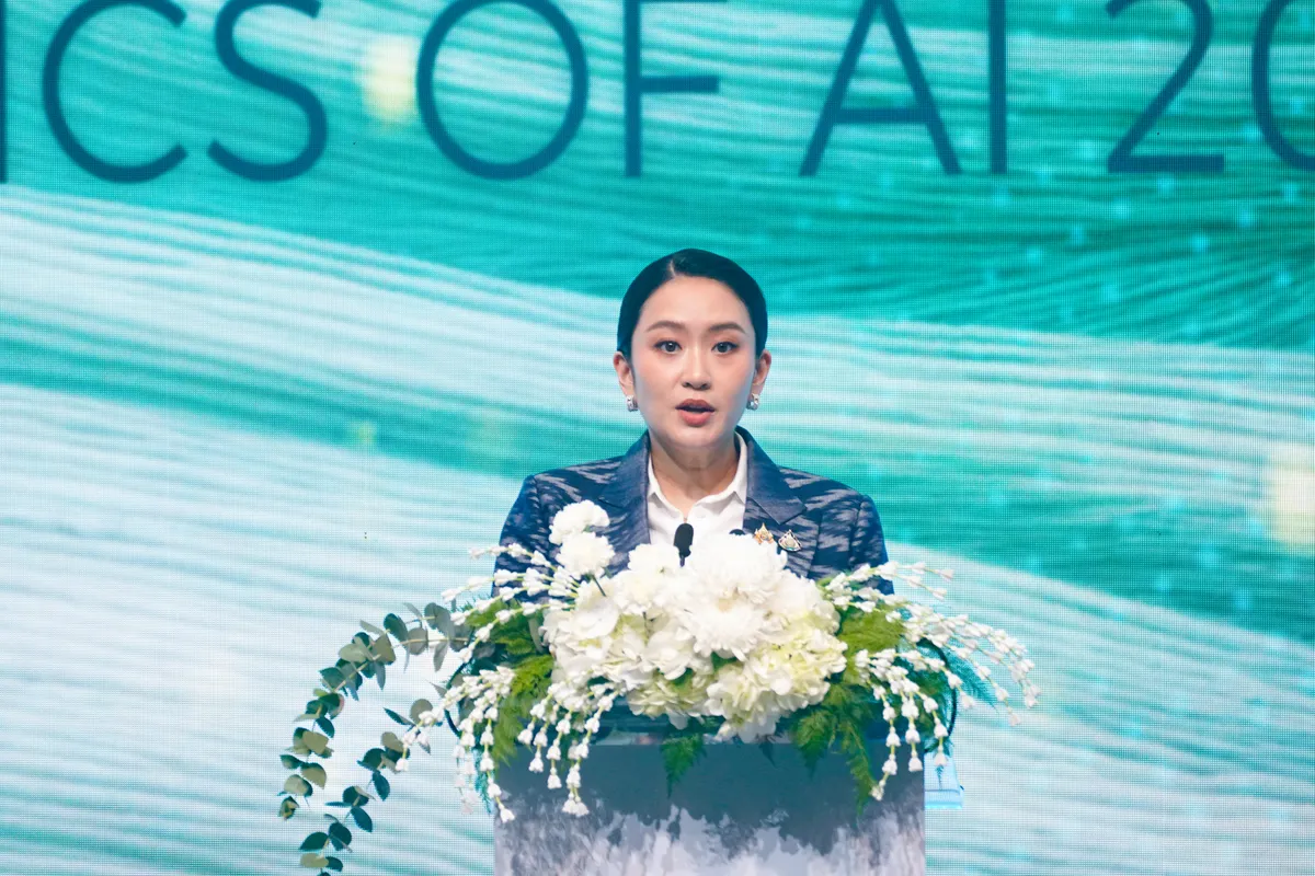 Tỷ ph&uacute; Nguyễn Thị Phương Thảo: Kh&ocirc;ng c&oacute; sự kh&aacute;c biệt n&agrave;o giữa một tỷ ph&uacute; với một b&aacute;c t&agrave;i Tuk tuk trong thế giới AI - Ảnh 2.