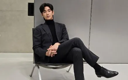 (Ảnh: Kim Soo Hyun Instagram)