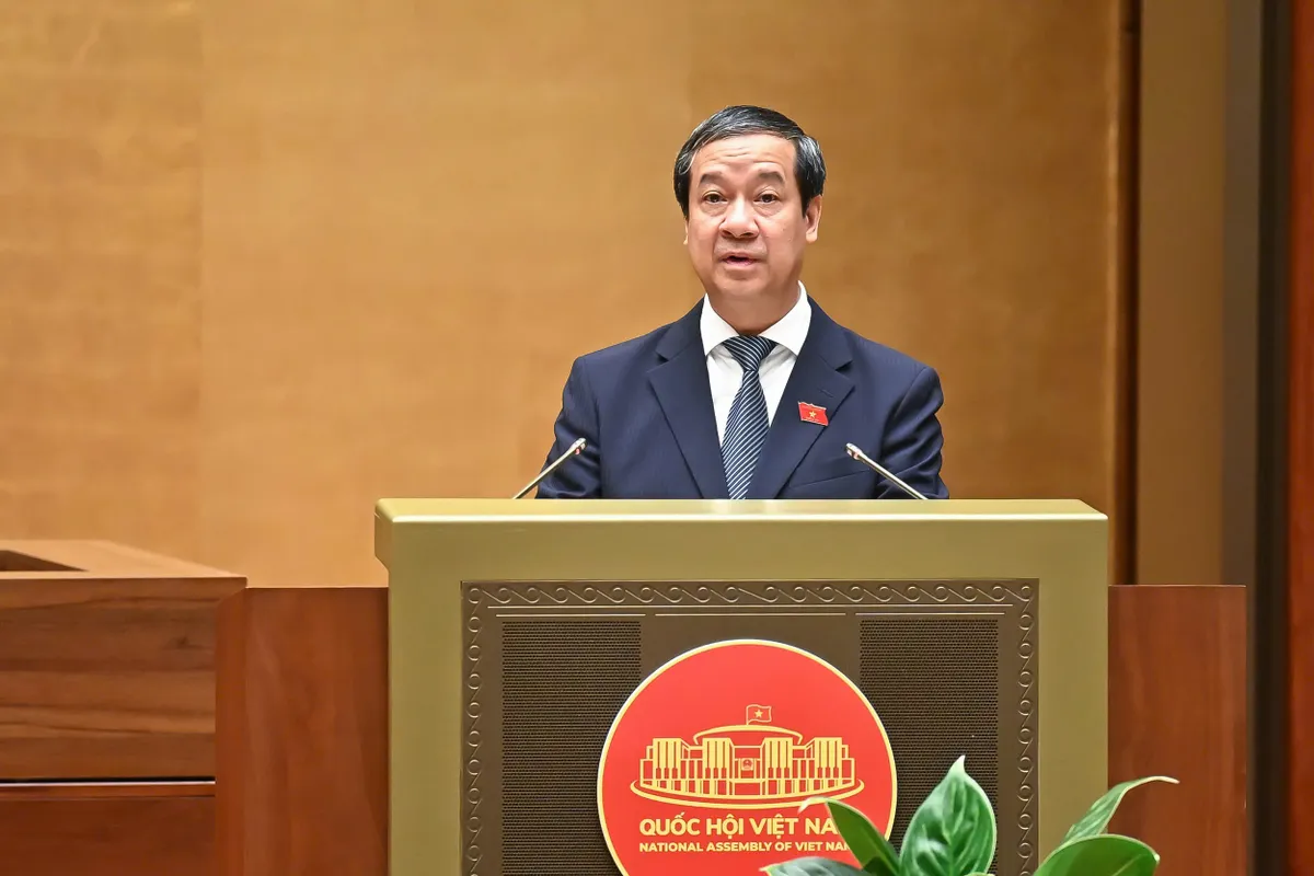 Chính thức miễn học phí cho học sinh công lập từ năm học 2025 - 2026 - Ảnh 1.