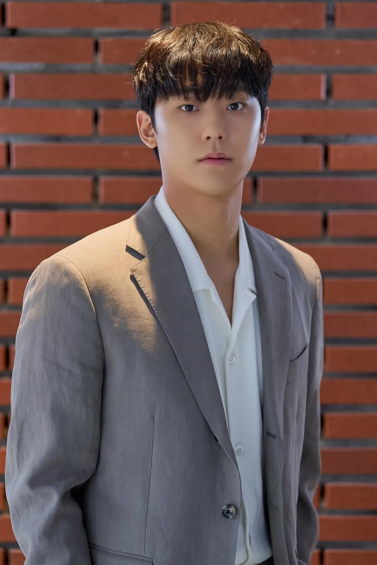 Lee Do Hyun trở lại m&agrave;n ảnh nhỏ c&ugrave;ng bộ đ&ocirc;i bi&ecirc;n kịch Hong Sister - Ảnh 1.