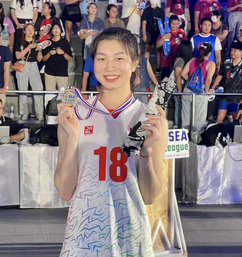 Những b&oacute;ng hồng &ldquo;thi&ecirc;u đốt&rdquo; s&agrave;n đấu VTV Cup 2025- Ảnh 3.