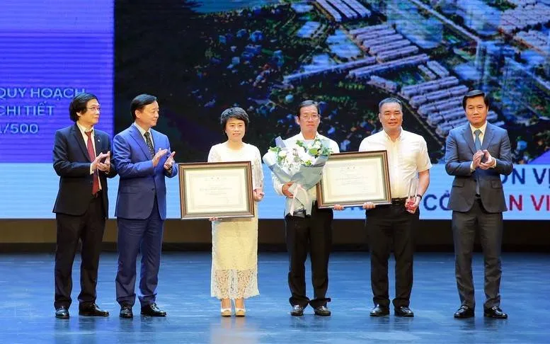 “Quản lý xây dựng và phát triển quy hoạch Côn Đảo” giành giải đặc biệt VUPA 2024- Ảnh 1.