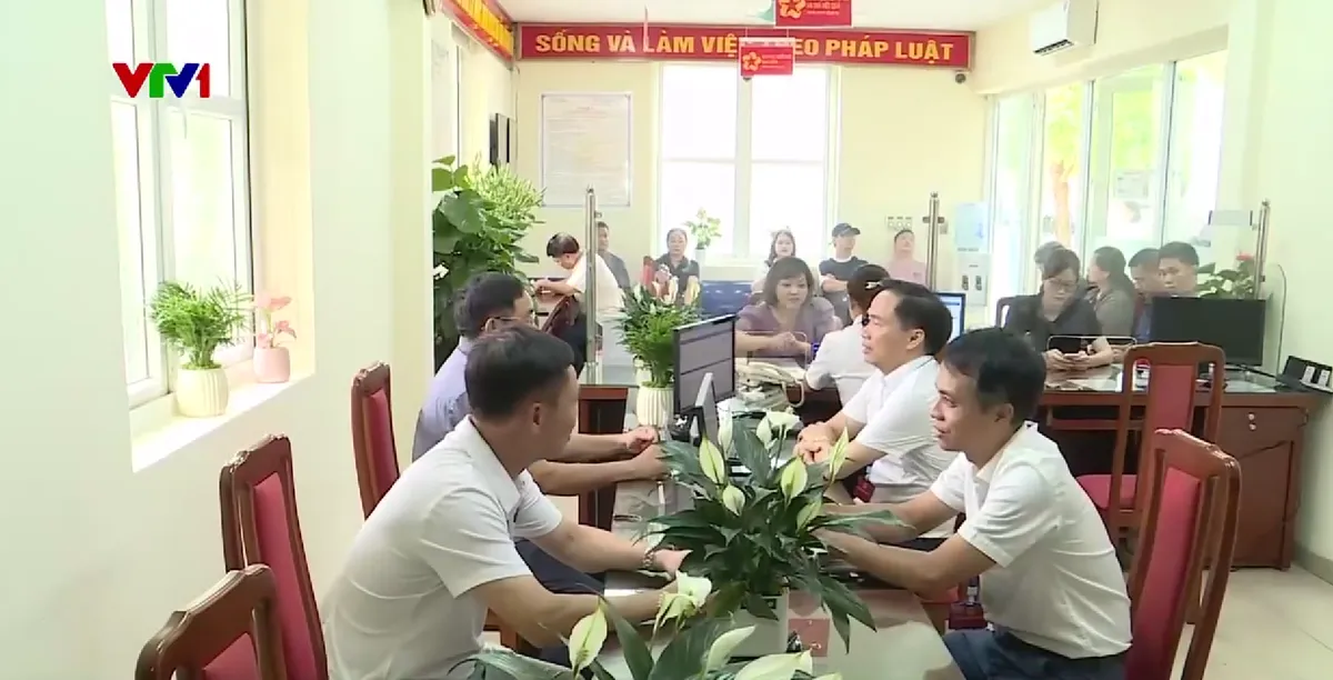 Giải quyết tồn đọng trước khi bàn giao về xã, phường trong mô hình chính quyền hai cấp - Ảnh 1.