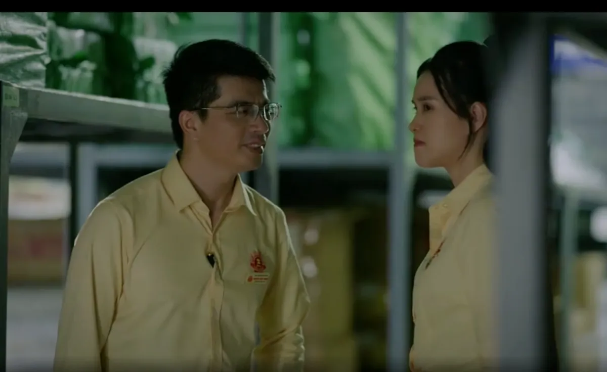 Dịu d&agrave;ng m&agrave;u nắng - Tập 19: Tuyết chưa bu&ocirc;ng tha, tiếp tục giăng bẫy hại Phong - Ảnh 2.