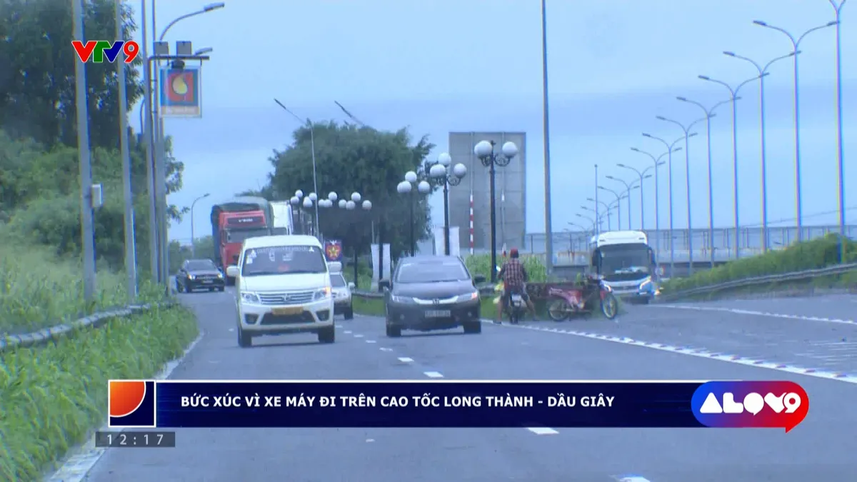 Alo V9 (28/6/2025): Bức xúc vì xe máy đi trên cao tốc Long Thành - Dầu Giây Alo V9 (28/6/2025): Bức xúc vì xe máy đi trên cao tốc Long Thành - Dầu Giây