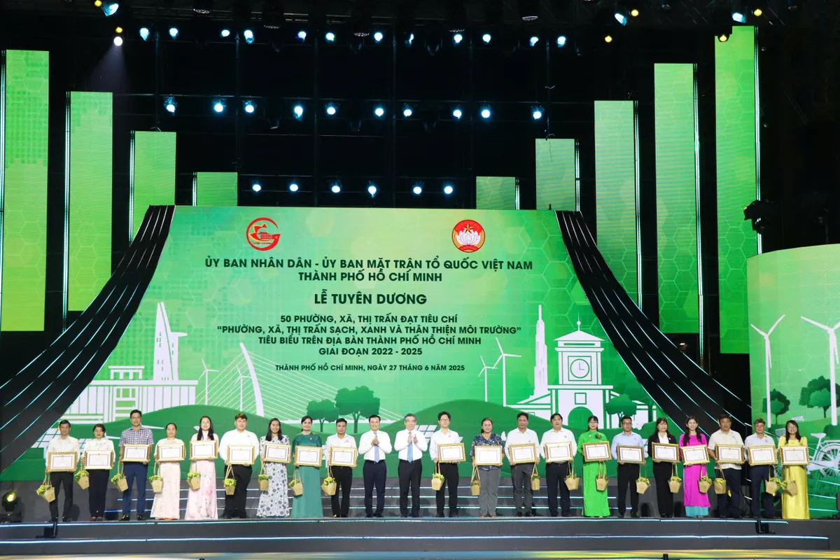 TP Hồ Chí Minh: Tự hào truyền thống, kiến tạo tương lai xanh - Ảnh 9.