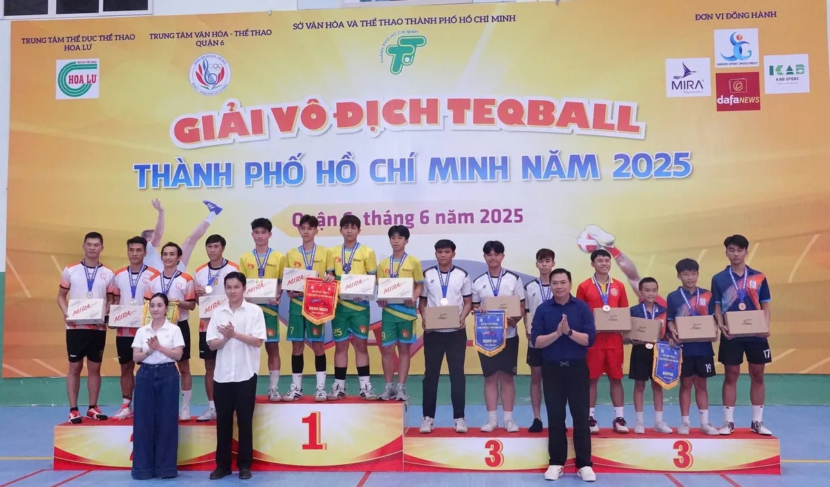 Giải Teqball v&ocirc; địch TP Hồ Ch&iacute; Minh: Bước chạy đ&agrave; cho SEA Games 33- Ảnh 1.