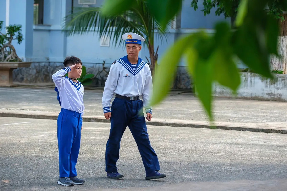 "Học kỳ Qu&acirc;n đội" &ndash; Ươm mầm tuổi thơ, r&egrave;n luyện đức t&iacute;nh tốt- Ảnh 22.