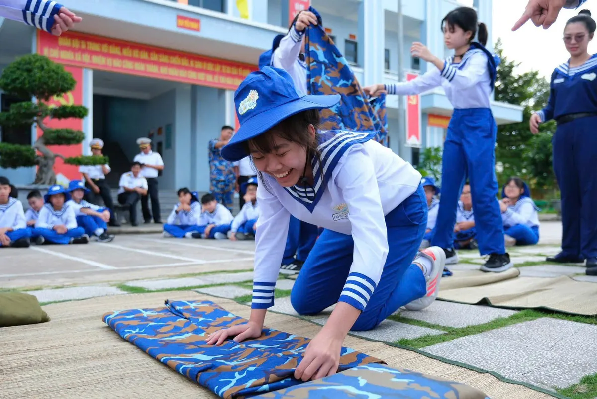 "Học kỳ Qu&acirc;n đội" &ndash; Ươm mầm tuổi thơ, r&egrave;n luyện đức t&iacute;nh tốt- Ảnh 8.
