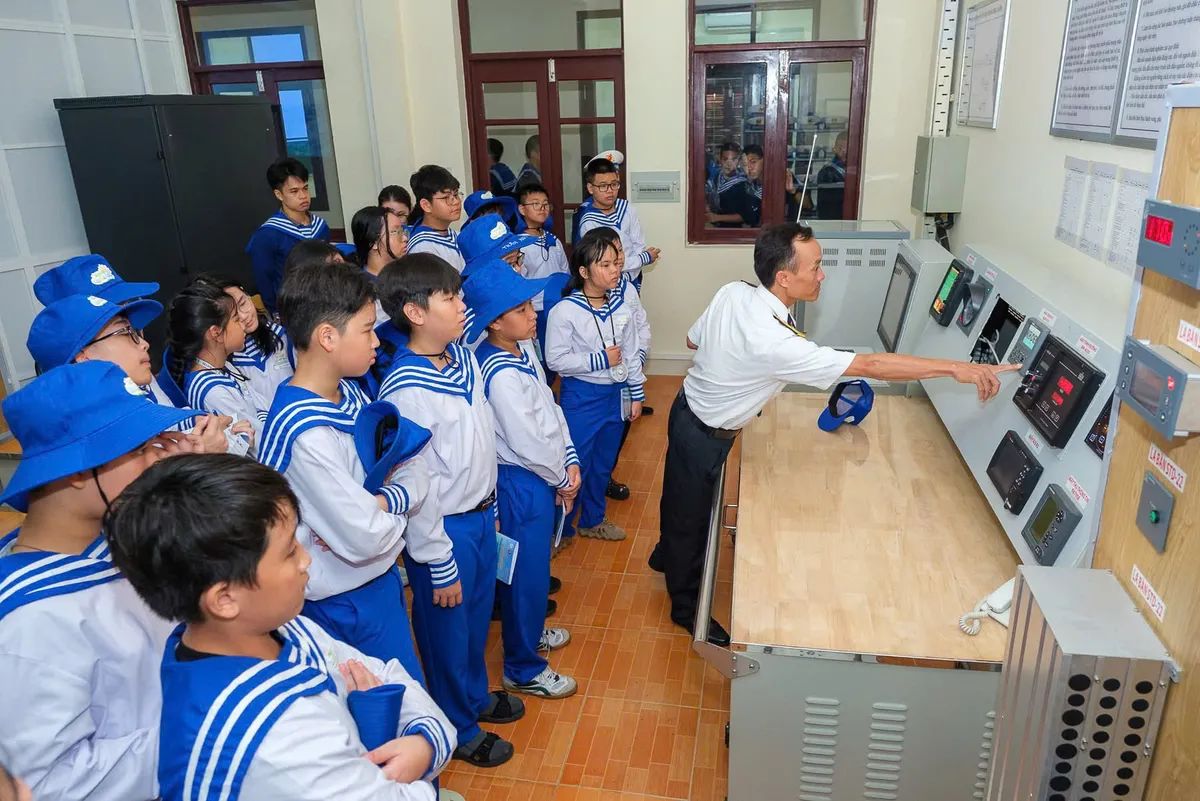 "Học kỳ Qu&acirc;n đội" &ndash; Ươm mầm tuổi thơ, r&egrave;n luyện đức t&iacute;nh tốt- Ảnh 17.