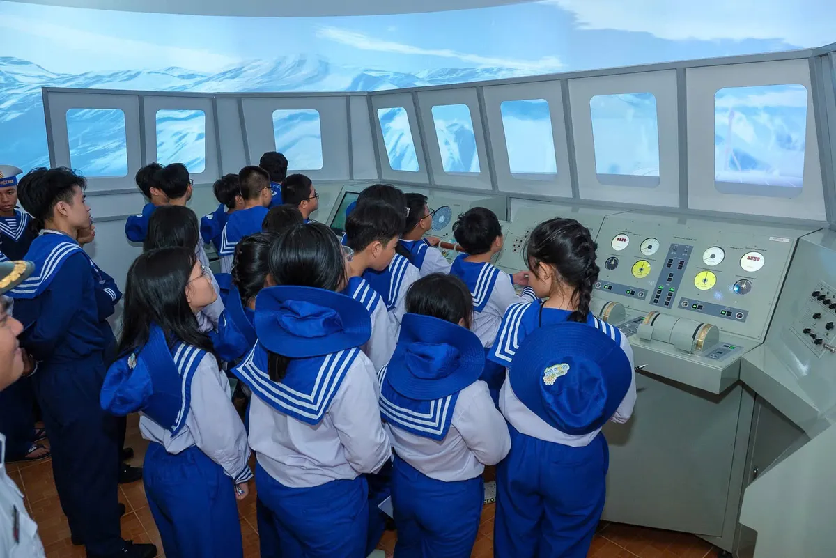 "Học kỳ Qu&acirc;n đội" &ndash; Ươm mầm tuổi thơ, r&egrave;n luyện đức t&iacute;nh tốt- Ảnh 16.