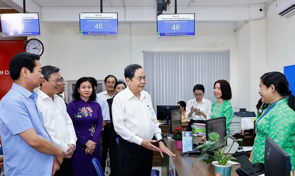 Chủ tịch Quốc hội: Cán bộ cơ sở nâng cao tinh thần trách nhiệm vận hành bộ máy mới- Ảnh 2. Chủ tịch Quốc hội: Cán bộ cơ sở nâng cao tinh thần trách nhiệm vận hành bộ máy mới- Ảnh 2.