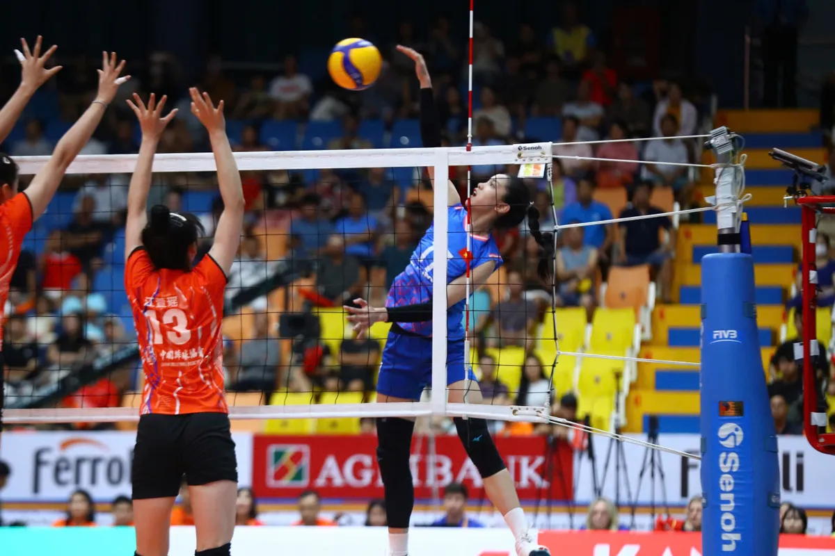 Thắng thuyết phục Tứ Xuyên (Trung Quốc), Tuyển Việt Nam giành ngôi nhất bảng VTV Ferroli Cup 2025
- Ảnh 1.