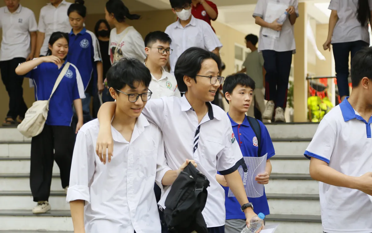 Thí sinh dự kỳ thi vào lớp 10 tại Hà Nội. Ảnh: Dương Duy