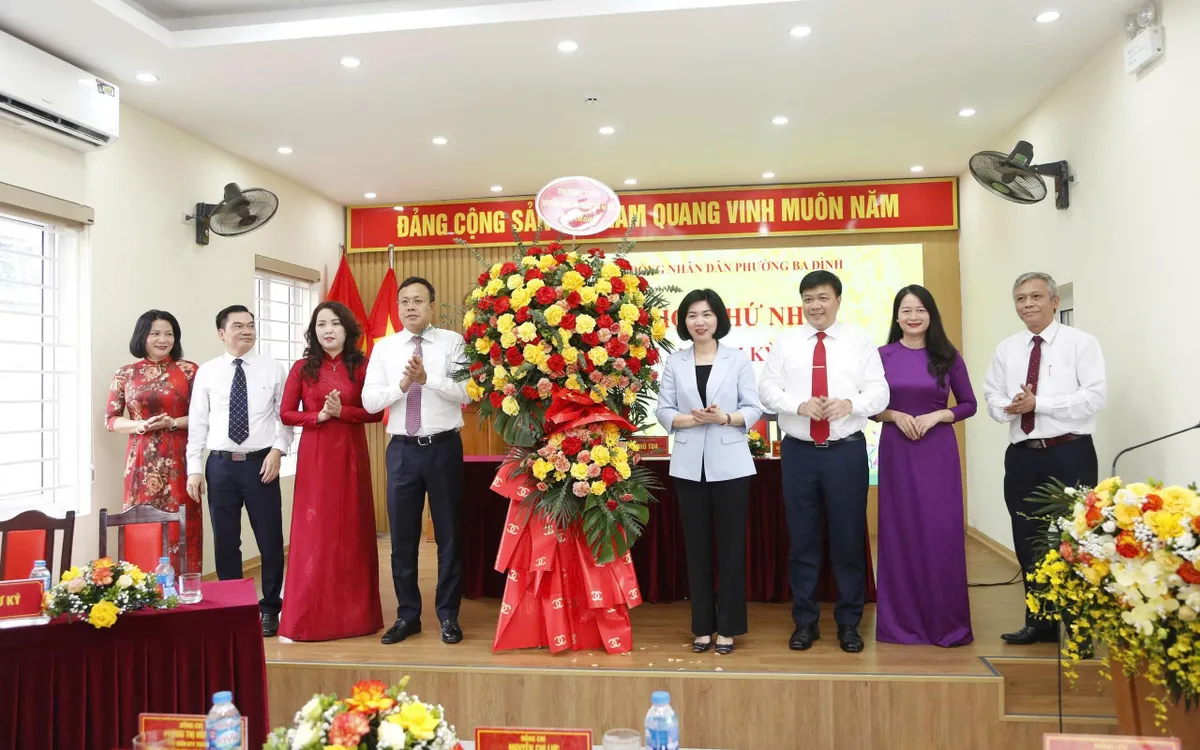 Kỳ họp thứ nhất HĐND phường Ba Đình khóa I, nhiệm kỳ 2021 – 2026 Kỳ họp thứ nhất HĐND phường Ba Đình khóa I, nhiệm kỳ 2021 – 2026