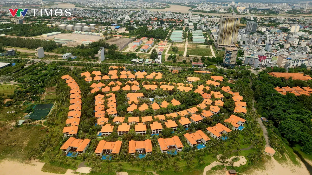 Đà Nẵng mở lại tour bay trực thăng trải nghiệm du lịch trên không- Ảnh 3. Đà Nẵng mở lại tour bay trực thăng trải nghiệm du lịch trên không- Ảnh 3.