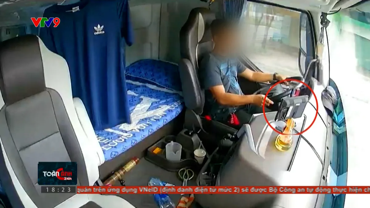 tc24h-0207-26 mải mê ipasd.jpg